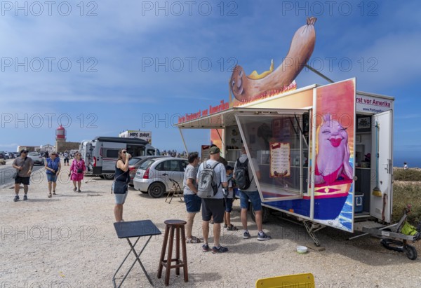 Snack bar, last sausage in front of America, at the Cabo de São Vicente lighthouse, at the Cape
