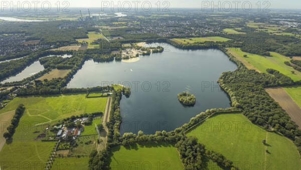 Aerial view, Tenderingssee and lido, gravel works Hünxe, island in the lake, Bruckhausen, Hünxe,