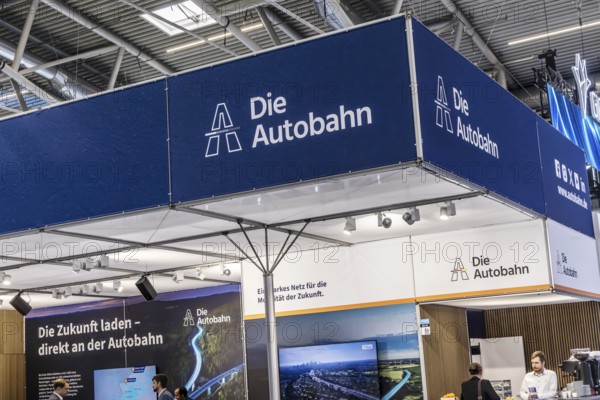 Exhibition stand Die Autobahn GmbH des Bundes. Logo and word mark. IAA MOBILITY in Munich. The