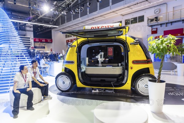 Beastie Mini from the Chinese company PIX Moving. The compact electric vehicle has a one-piece