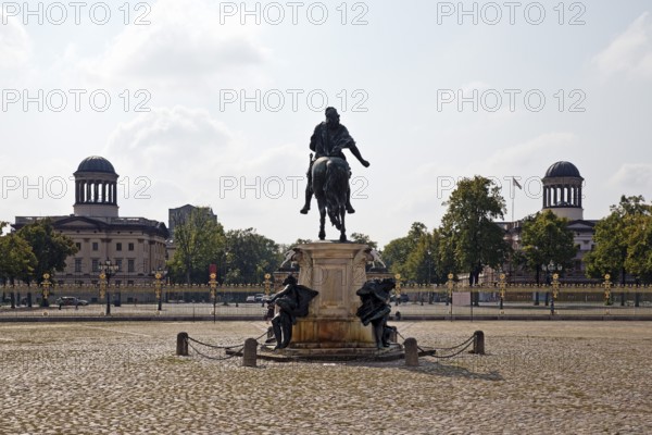Equestrian statue of the Great Elector in the cour d'honneur of Charlottenburg Palace and the domes