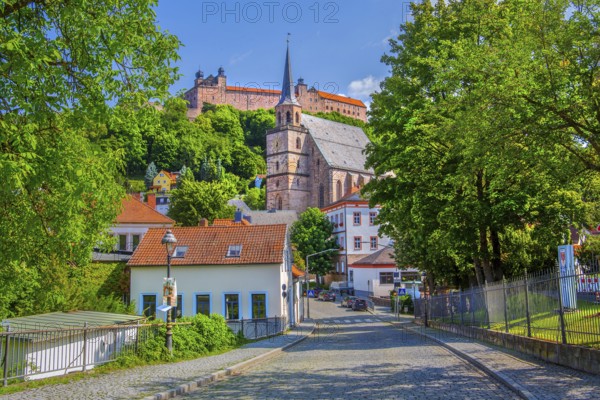 St Peter's Church in the Old Town with Plassenburg Castle, beer town Kulmbach, Main Valley, Upper