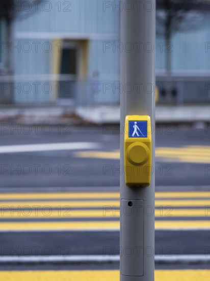 Blind, traffic light, button, help, everyday life, road traffic, traffic light for the blind,