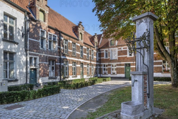 17th century beguines' houses in the Sint-Alexiusbegijnhof, Saint Alexius beguinage in the city
