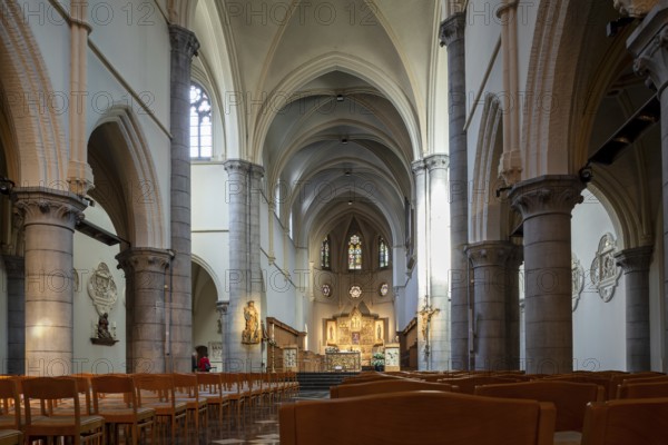 Neo-Gothic Benedictine Basilica of St. Peter and St. Paul, Sint-Pieter en Paulusbasiliek in the