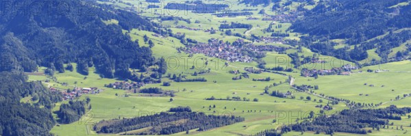 Panorama from Mittagberg, 1451m, into the Upper Illertal with the municipality of Rettenberg,