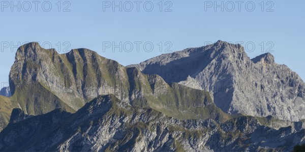 Mountain panorama from Koblat Höhenweg to Schneck, 2268m, behind Großer Wilder, 2379m, Allgäu Alps,