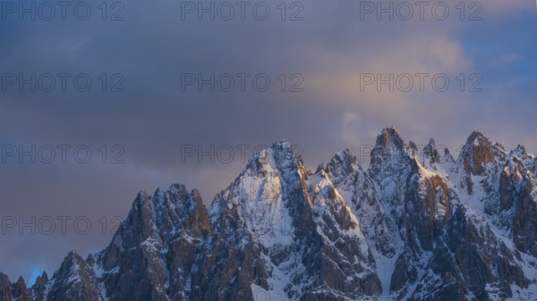 Close-up of mountain peaks of the Haunold Group in the evening light, Haunold, Haunold Group, San