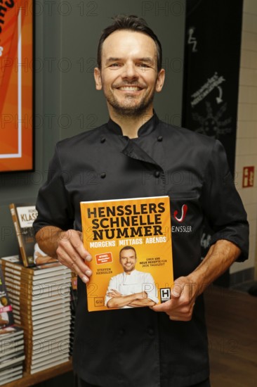 Chef Steffen Henssler at the presentation of his new cookbook HENSSLERS SCHNELLE NUMMER - mornings,