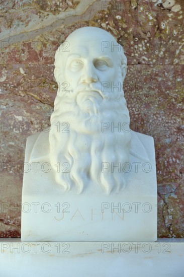 Marble bust of Friedrich Ludwig Jahn, father of gymnastics, with long beard, conveys dignity