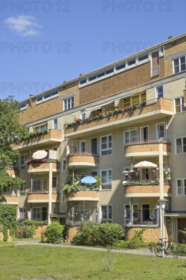 Residential buildings by Hugo Häring, Goebelstraße, Siemensstadt housing estate, Spandau, Berlin,