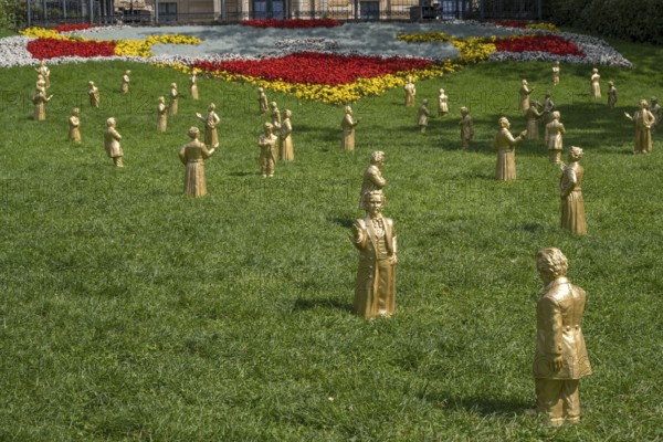 King Ludwig II, The Patron, installation by Ottmar Hörl, Festival Hill, on the Green Hill,