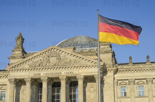National flag, Black Red Gold, Reichstag building, Inscription, To the German people, Centre,
