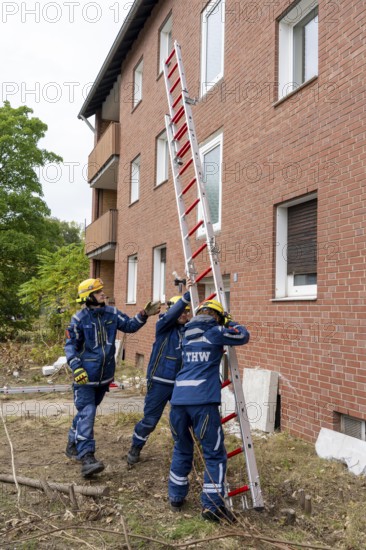 Rescue and recovery of people after a drone attack on residential buildings in a civil defence