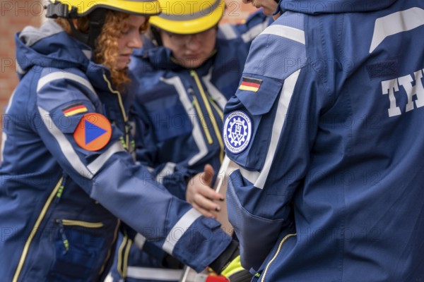 Rescue and recovery of people after a drone attack on residential buildings in a civil defence
