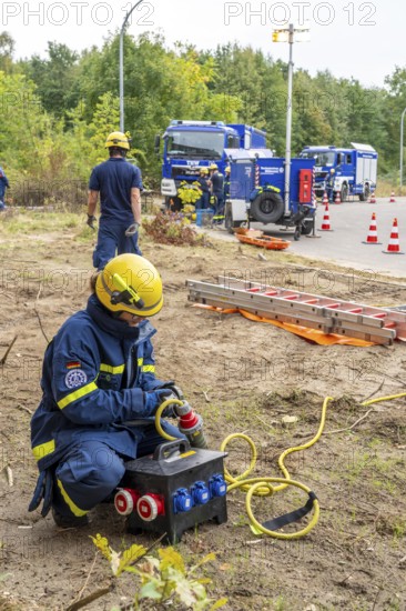 Rescue and recovery of people after a drone attack on residential buildings in a civil defence