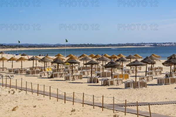 The beach Praia de São Roque, east of Lagos city centre, quite empty, off-season, in the west of
