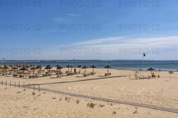 The beach Praia de São Roque, east of Lagos city centre, quite empty, off-season, in the west of