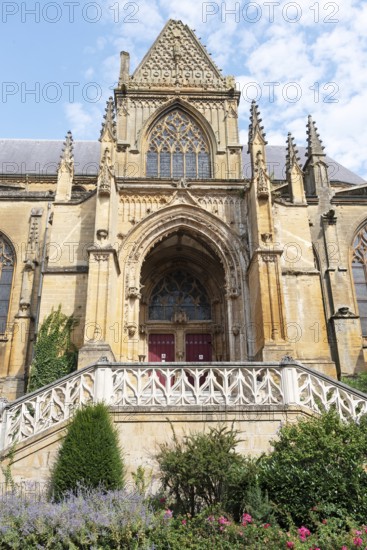 Basilica of Notre-Dame-d'Espérance, Our Lady of Hope, Church of Our Lady, Charleville-Mézières,