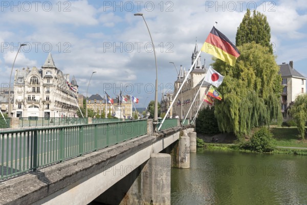 Bridge over the river Meuse, Hôtel de Ville, Town Hall, Bridge over the river Meuse,