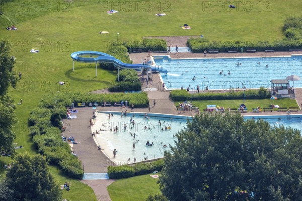 Aerial view, outdoor pool and wave pool Weddinghofen in the leisure centre Im Häupen in