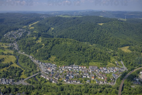 Aerial view, housing estate Unterm Römberge, Römberg forest area, Arnsberg, Sauerland, North