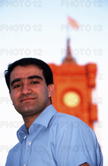 Berlin, DEU, 30.07.1999 -- portrait of Özcan Mutlu, MdB (Alliance 90/The Greens) - Migration Policy
