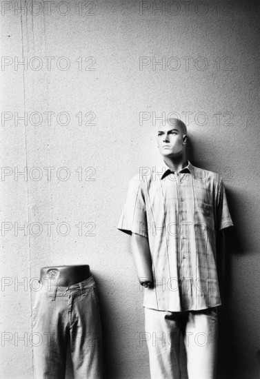 BIH, Bosnia, Brcko, 14.07.2005, mannequin in the halls of the duty-free Arizona Market sales area