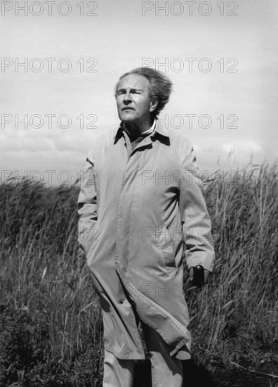 The writer Peter Kurzeck during a scholarship stay at the 'Syltquellen', a mineral water bottling