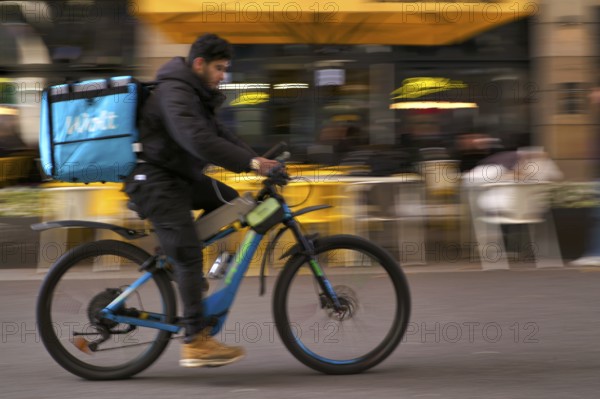 Wolt Enterprises Oy, logo, delivery service, courier service, bicycle courier, courier driver rides