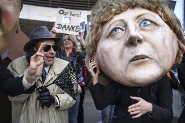 DEU Germany Germany Berlin protest action by Campact against NSA espionage in front of the SPD