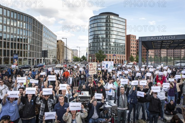 DEU Germany Germany Berlin Monday demonstration on Potsdamer Platz, as an alternative during the