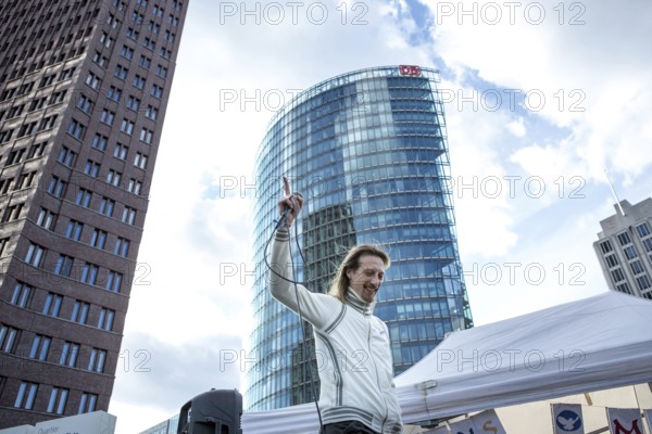 DEU Germany Germany Berlin The initiator of the Monday demonstration, Lars Mährholz, during a rally
