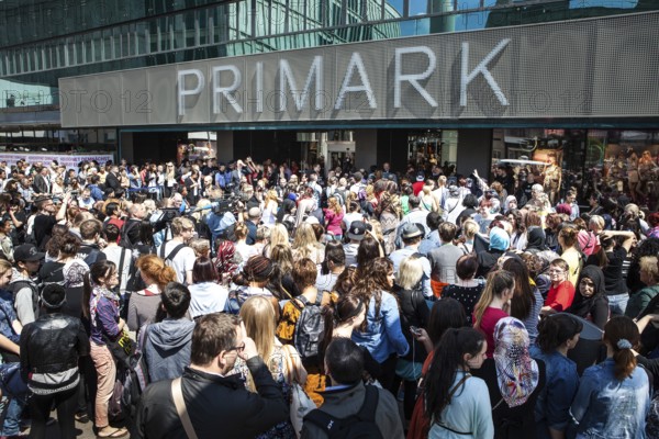 DEU Germany Germany Berlin Opening of a Primark movie at Alexanderplatz. Protests by several groups