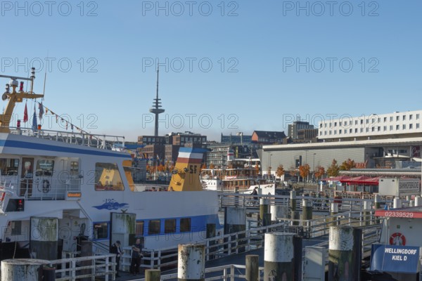Port, Baltic Sea, Kiel Fjord, shipping, harbor tour, historic paddle steamer Freya, regular ferry