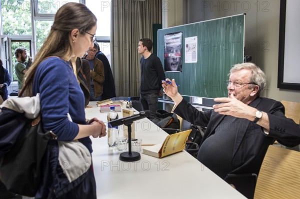 DEU Germany Germany Berlin The Russian writer Viktor Jeroferev, who has a Samuel Fischer fellowship