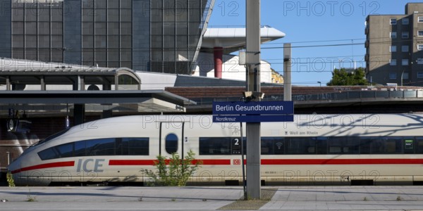 Berlin Gesundbrunnen railway station, Nordkreuz, long-distance and local train station with