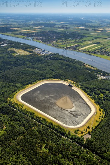 Reservoir, Geesthacht Energypark, nuclear power plant Krümmel GmbH, nuclear power plant on the