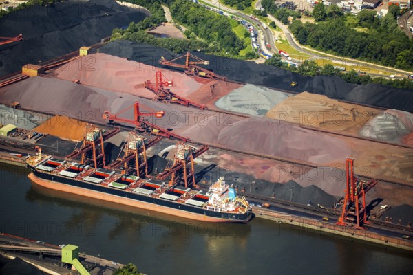 Sandauhafen, Hansaport, bulk goods, Hamburg harbour, Elbe, Hamburg, Free and Hanseatic City of