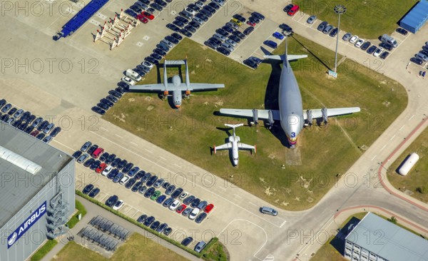 Airport Museum with Guppy, Finkenwerder Airport, Finkenwerder Airport, Hamburg, Free and Hanseatic