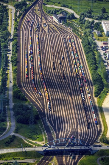 Freight yard, marshalling yard, marshalling yard Alte Süderelbe Altenwerder, Hamburg harbour, Elbe,