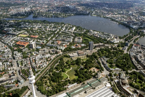Congress Centrum Hamburg, Planten un Blomen from CCH, The Radison-SAS Hotel - Hamburg's highest