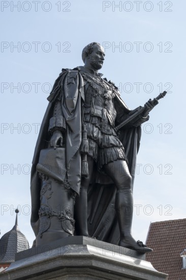 Albert, Prince of Saxony, Coburg and Gotha, statue, memorial, marketplace, Coburg, Upper Franconia,