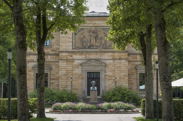 Wahnfried House, Richard Wagner Museum, in front of Ludwig II, Bust, Bayreuth, Upper Franconia,