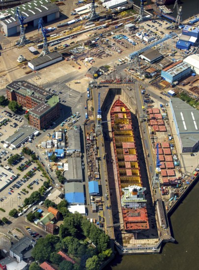Dry docks of the Hamburg shipyard Blohm+Voss, Hamburg harbour, Elbe, Hamburg, Free and Hanseatic