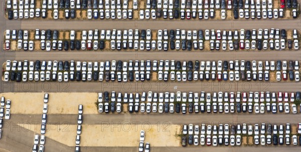New car car park, BMW new car, BMW plant regensburg, automotive plant, car factory, Bayrische