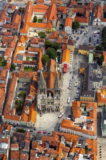 Regensburg Cathedral on Cathedral Square, Cathedral Church of St Peter, Regensburg, independent