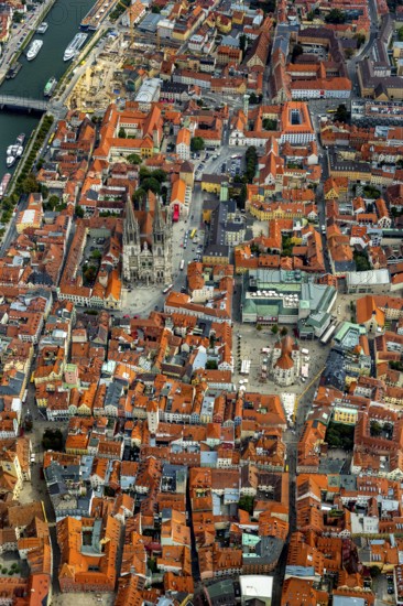 Regensburg Cathedral on Cathedral Square, Cathedral Church of St Peter, Regensburg, independent