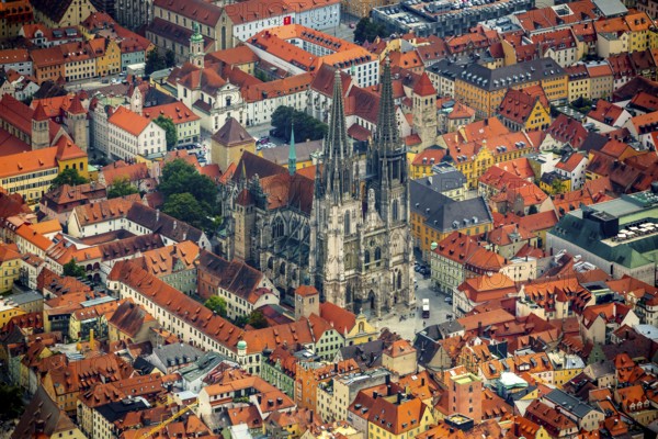 Regensburg Cathedral on Cathedral Square, Cathedral Church of St Peter, Regensburg, independent