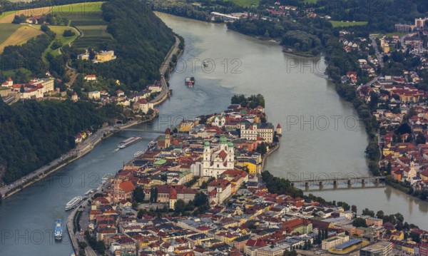 Confluence of the three rivers Danube, Inn and Ilz, Passau, independent university town in the